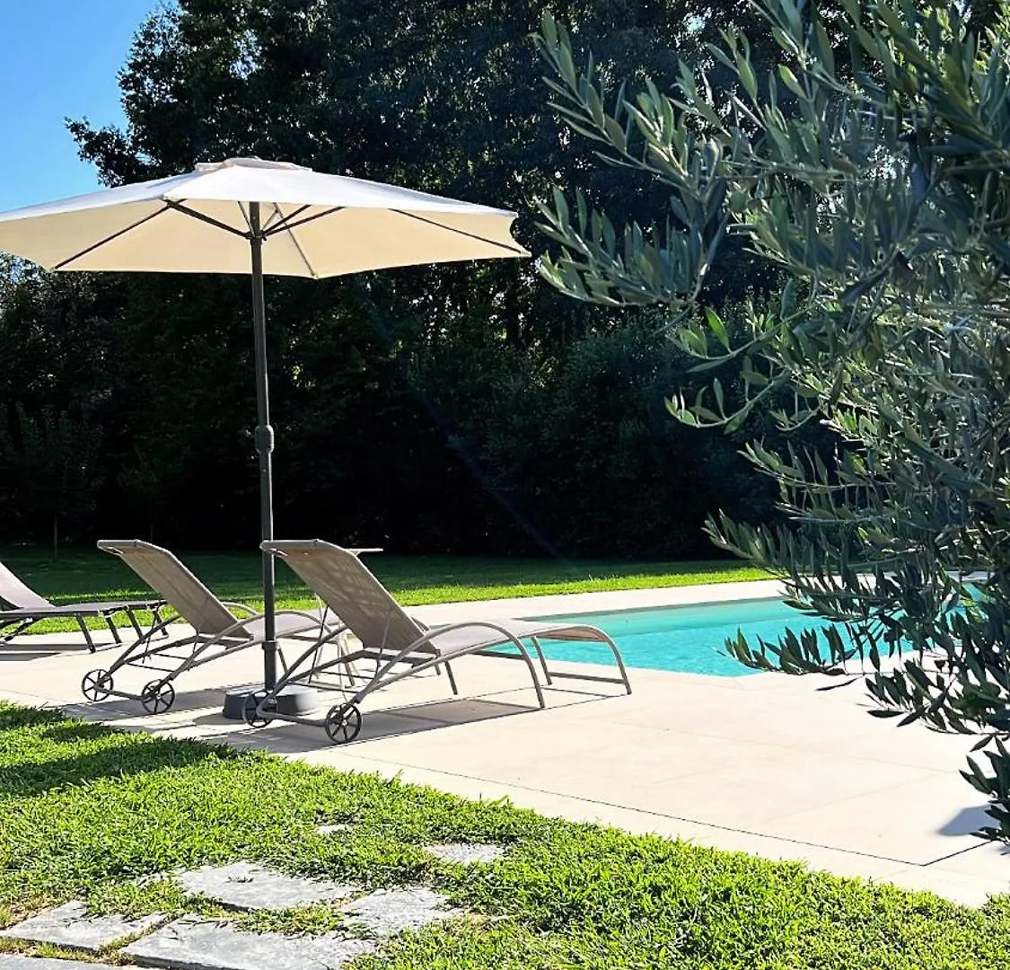 Farm stay All'Ombra Del Tiglio Villa Pistoia Italy